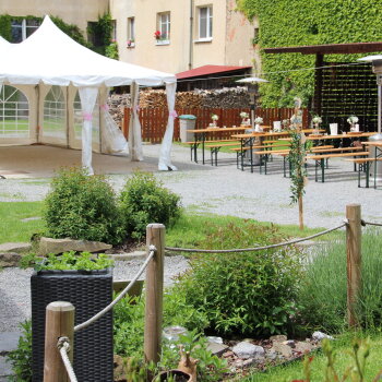 F2A5AF1D-A02F-4A42-BCE1-82A702CB9B7F